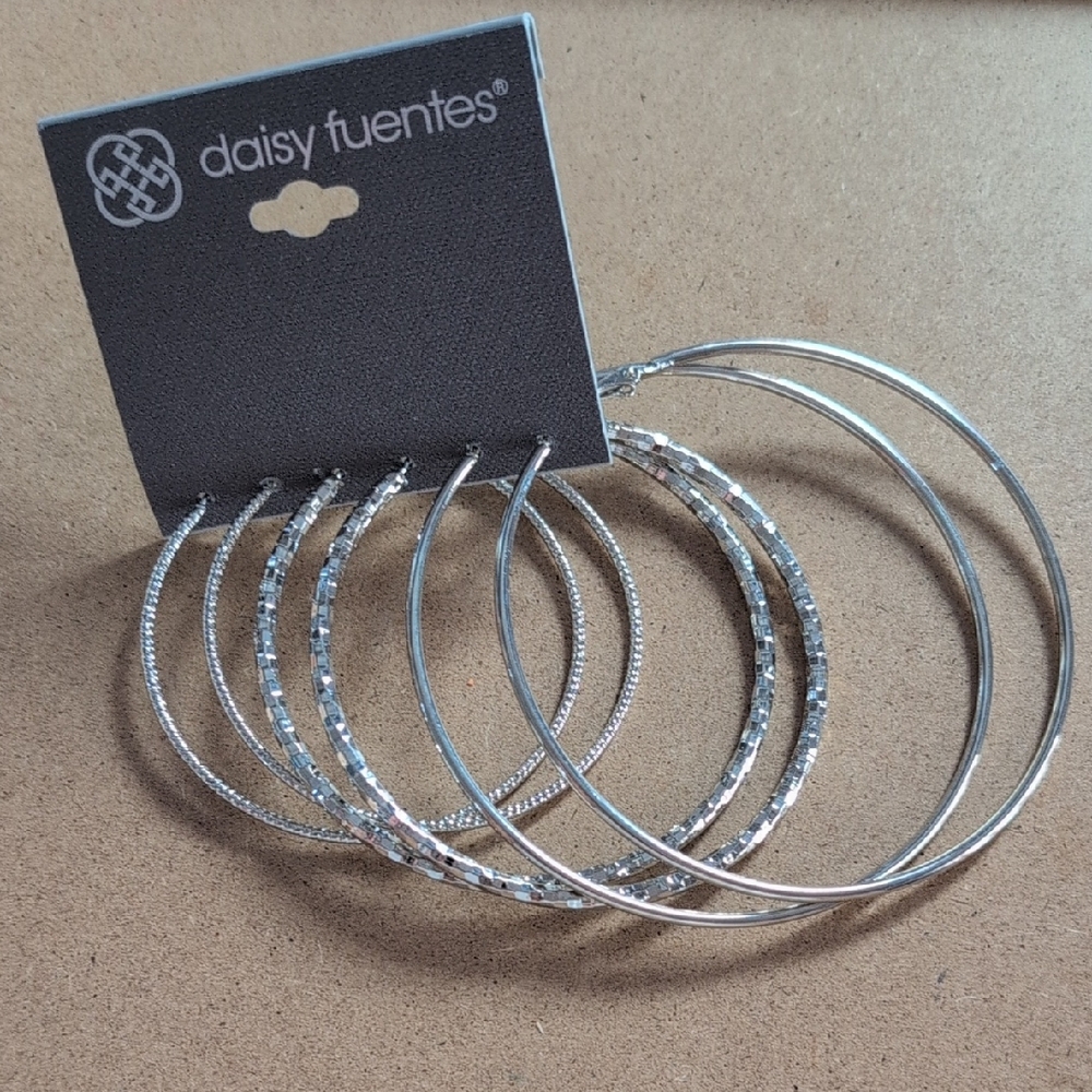 Daisy Fuentes Shimmering Silver Hoop Earrings Set